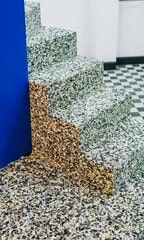 Escada Decoração.jpg